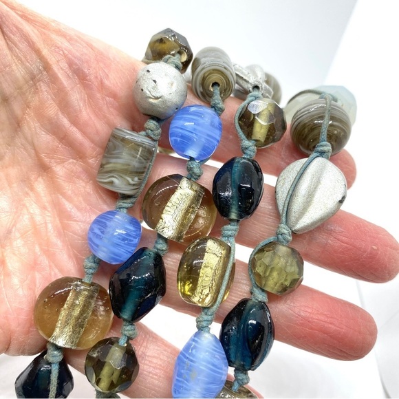 Glass Beads Hand-Knotted Cording 33" - Picture 5 of 8